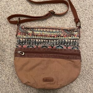 Sakroots soft bucket crossbody purse | bag | tan |
